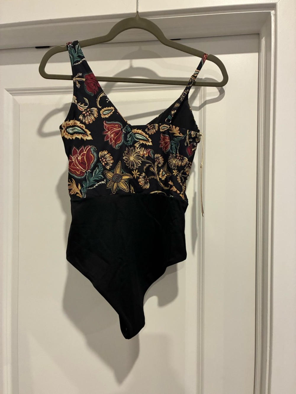 Cosita Linda Black Floral Trim Swim Cover-Up